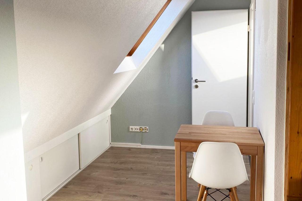 Gemuetliche 2 Zimmerwohnung Mit Tv Und Wlan Wendlingen Exterior foto